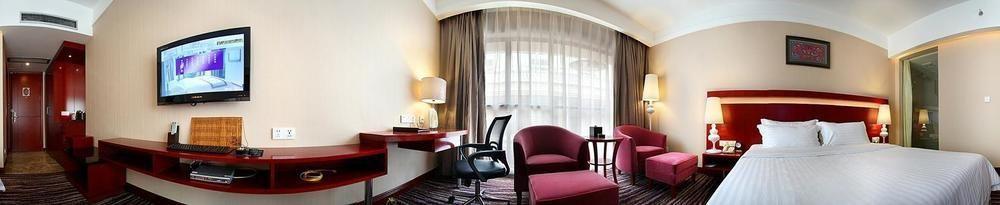 Elite Garden Hotel Янгшуо Екстериор снимка